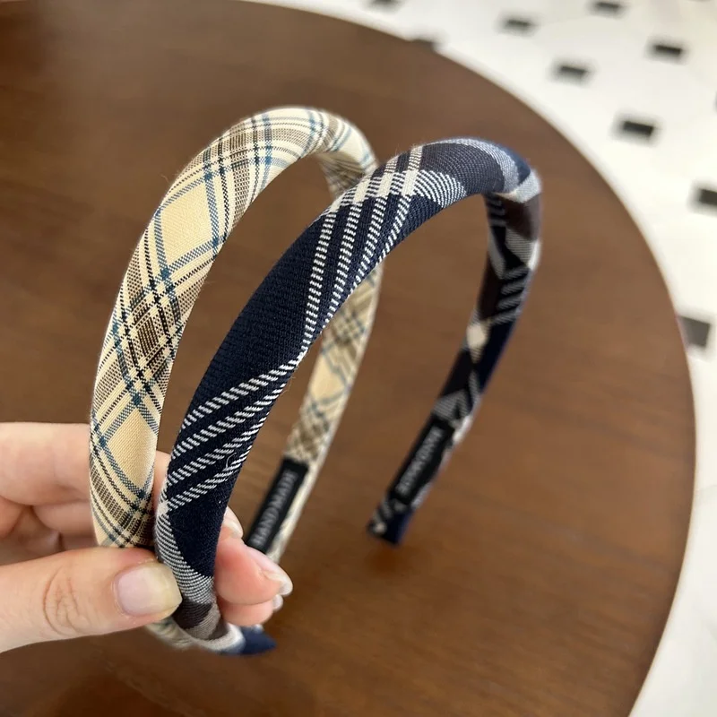 1.5 سنتيمتر النساء الفتيات خمر منقوشة العصابات الشعر الإسفنج مبطن النمط البريطاني الشعر هوب الإناث إكسسوارات الشعر عادية شعرية رئيس ارتداء