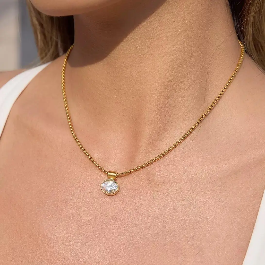 

ENFASHION Para Mujer Овальное ожерелье с подвеской из циркона для женщин, из нержавеющей стали с покрытием из 18-каратного золота, простое модное ювелирное изделие P263688