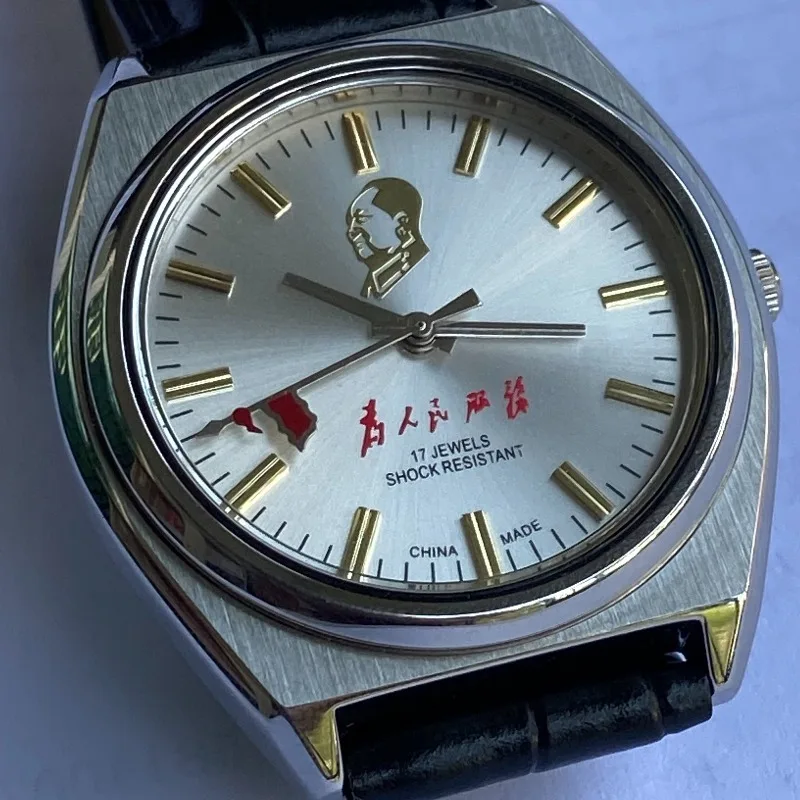 The Old-fashioned Domestic Watch Chairperson's Avatar Is A Fully Automatic Mechanical Watch Serving The People