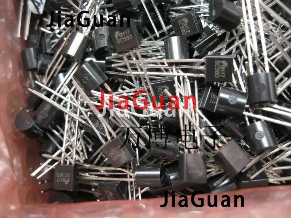 30PCS free shipping NEW FAIRCHILD Triode BC560 TO-92 Transistor C560 Audio Power Amplifier BC-560 Boxed
