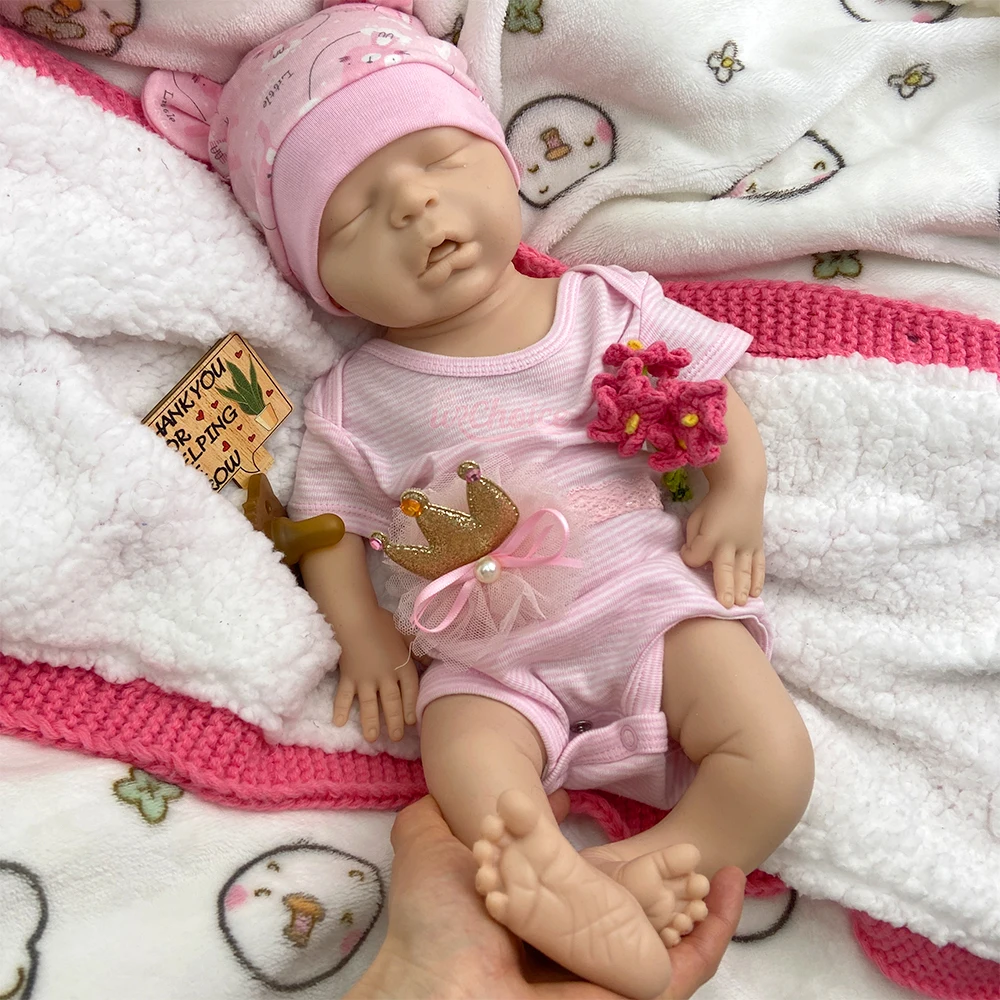 

45cm Silicone Reborn Baby Girl Full Body Weighted Realistic Soft Skin Lifelike Newborn Therapy Doll for Seniors Dementia Care