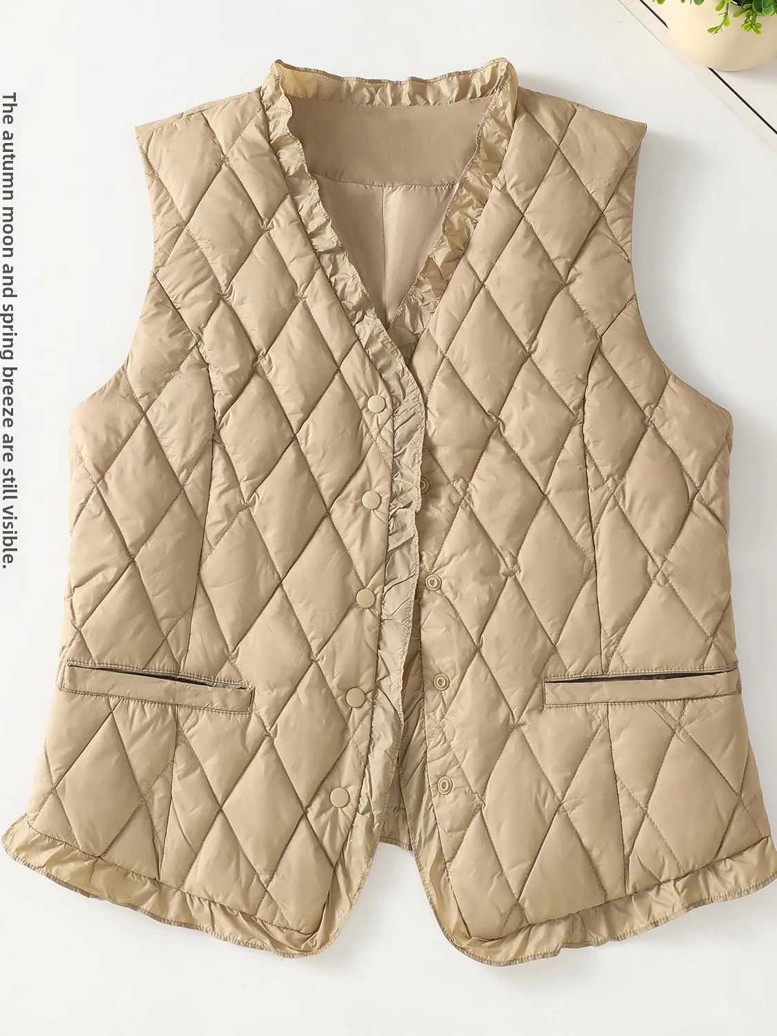 

Легкий теплый хлопковый пуховый жилет в стиле ретро, женская зимняя верхняя одежда, уникальный кружевной ромбовидный узор, топ на пуговицах, деталь