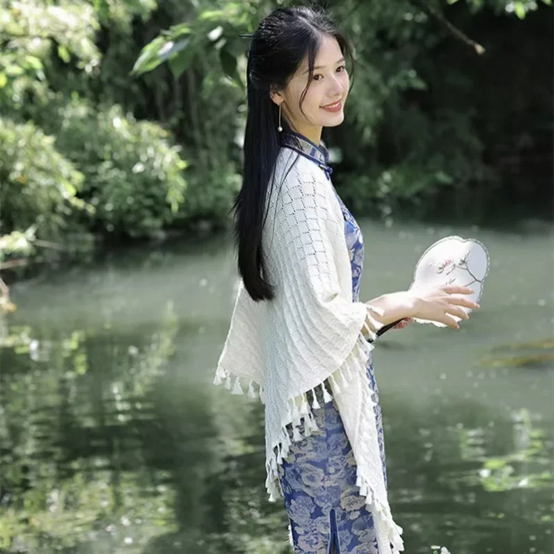 

Women's Summer Shawl Knitted Triangle Scarf Boho Fringe Elegant Breathable Cover-Up