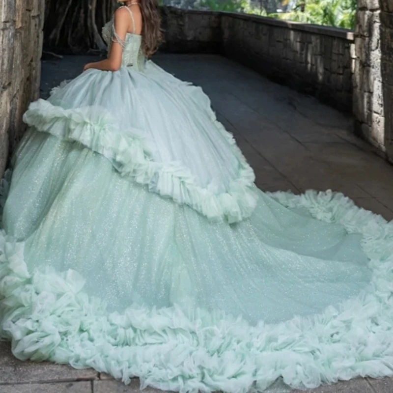 

Роскошные мексиканские женские платья для выпускного вечера, вечеринка по случаю дня рождения, с открытыми плечами, с рюшами и рюшами, из тюля, пышные, сладкие, 15, 16, для девочек Quinceanera по индивидуальному заказу