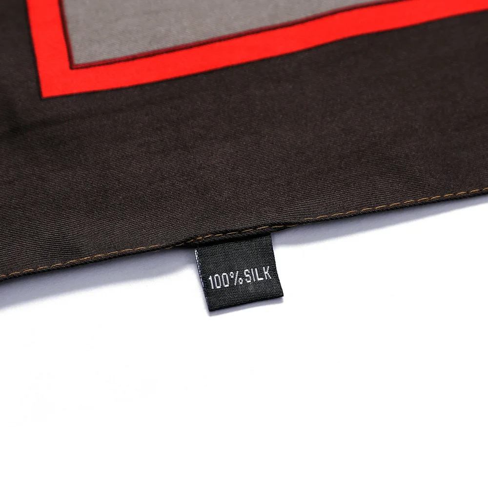 Design Belt Chain Plaid For Ladies Silk Scarf Big Square Women Neckerchief Twill Sunscreen Shawl Neck Gaiter Bandana BeachTowel