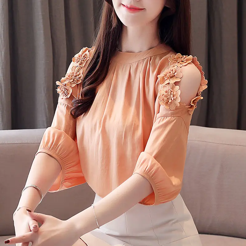 Woman Top Loose Shirts & Blouses for Women Summer with Puffy Sleeves Streetwear Elegant Chic Youthful Tunic 2024 Cool M Clothes