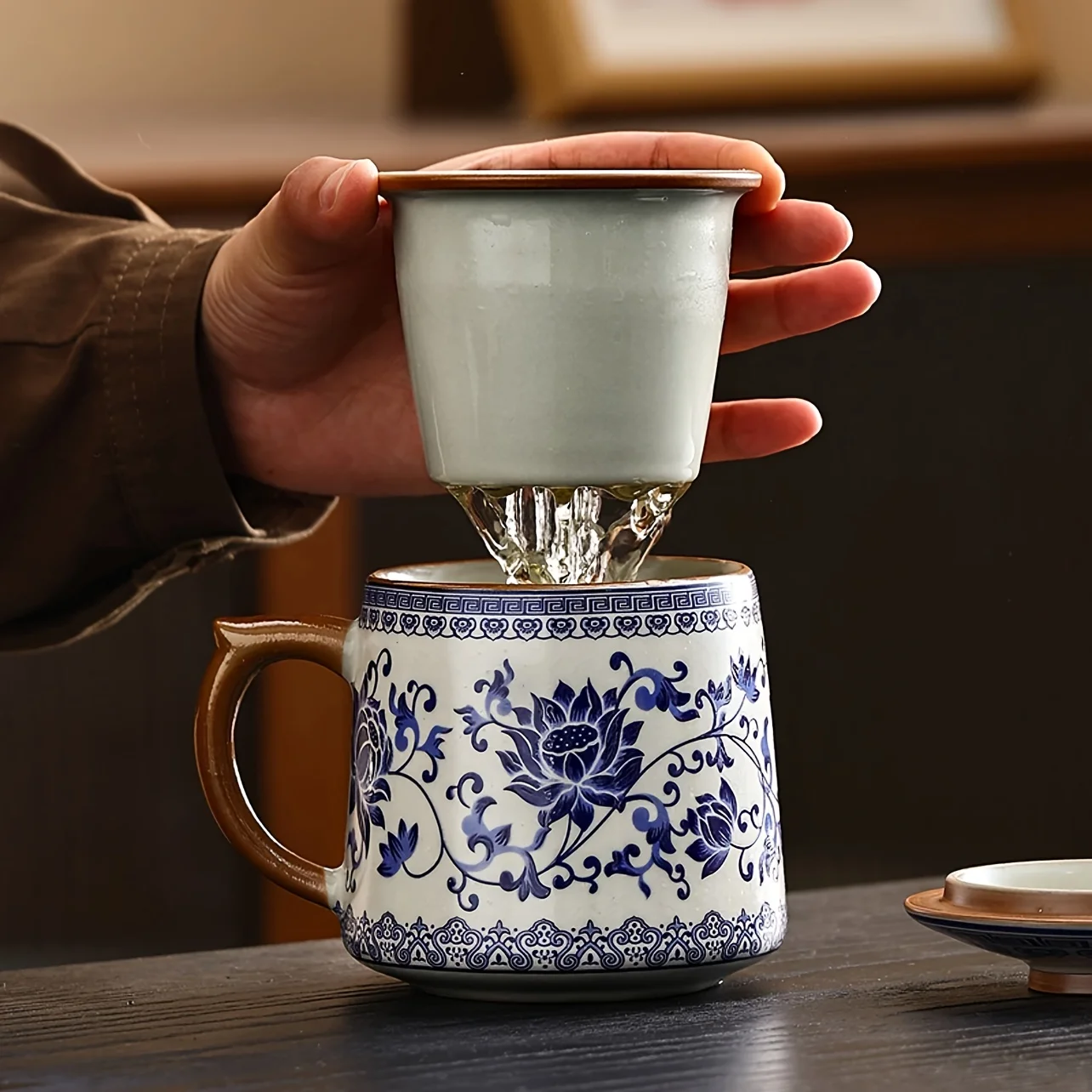 

Ru Kiln Tea Cup with Lid Filter Mug Chinese Style Office Tea Set Gift Box for Teachers Day