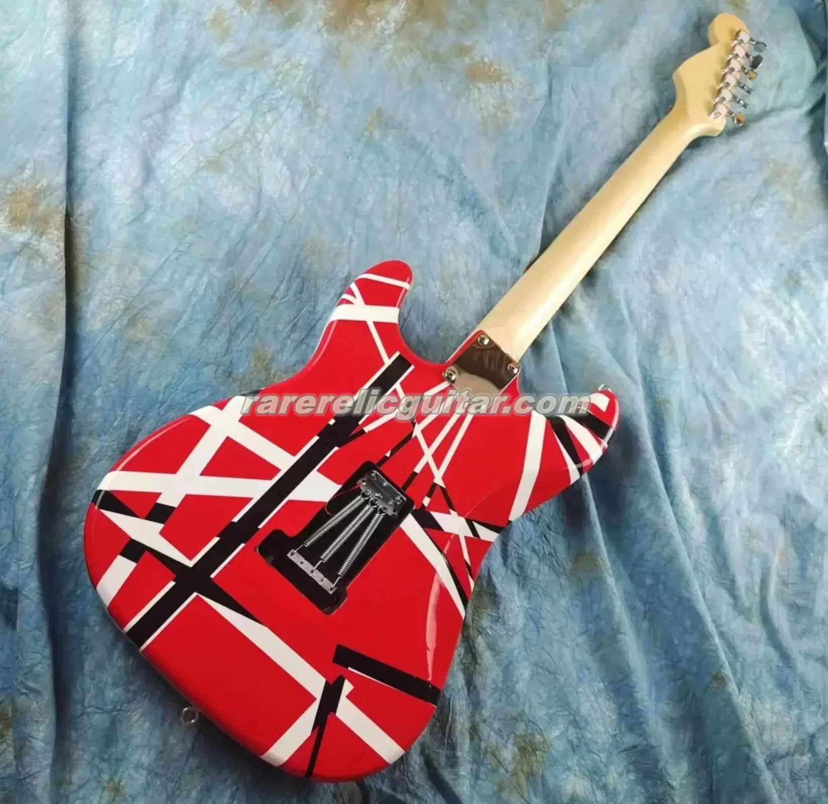 Non Relic Edward Van Halen Black White Stripes Red Stein Electric Guitar Eye Hook Strap Holder Canada Maple Neck & Fingerboard