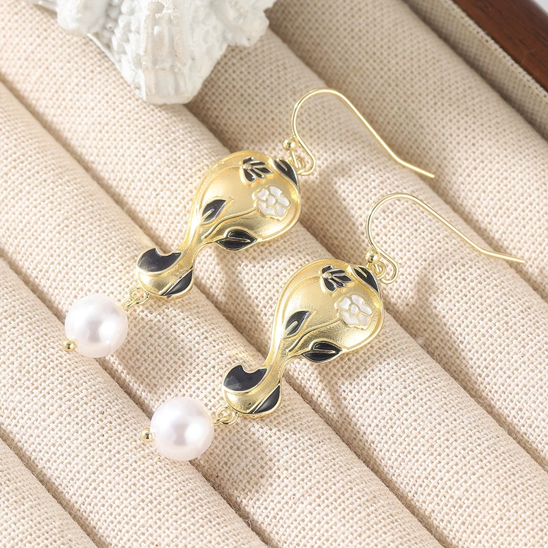Vintage Enamel Imitation Pearl Drop Hook Earrings Century Court Style Flower Tassel Earrings Women Fashion Jewelry