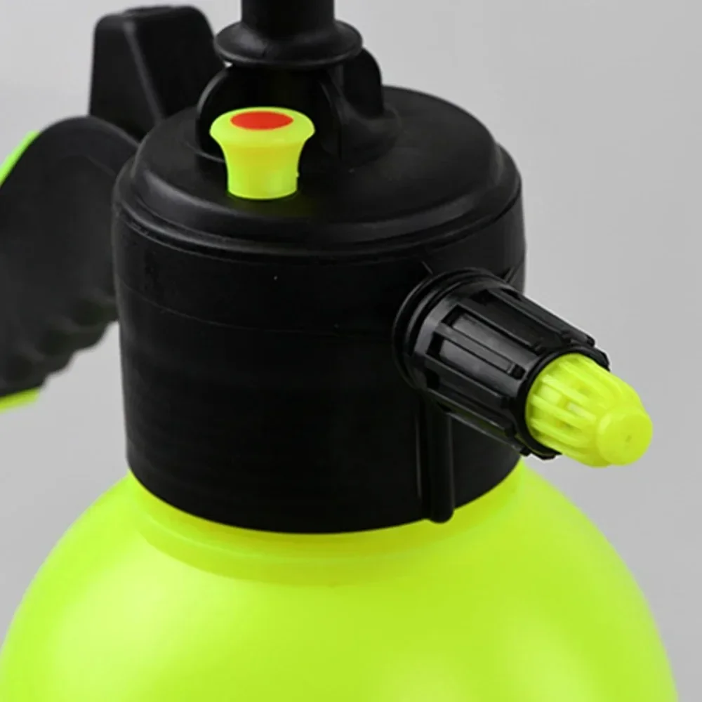 2L Pump Foam Sprayer,Foaming Pump Sprayer,0.5 Gallon Car Wash Sprayer,Hand Pressurized Soap Sprayer For Car Detailing