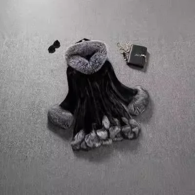 2025年新作 フェイクファーコート レディース ホワイトラビットファー ミンク 冬用 フード付きコート