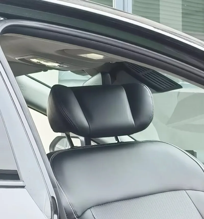 Accessible Car Leather Electric Adjustable Swivel Lifting Seat for Disabled People Pass  R10 Crash Test