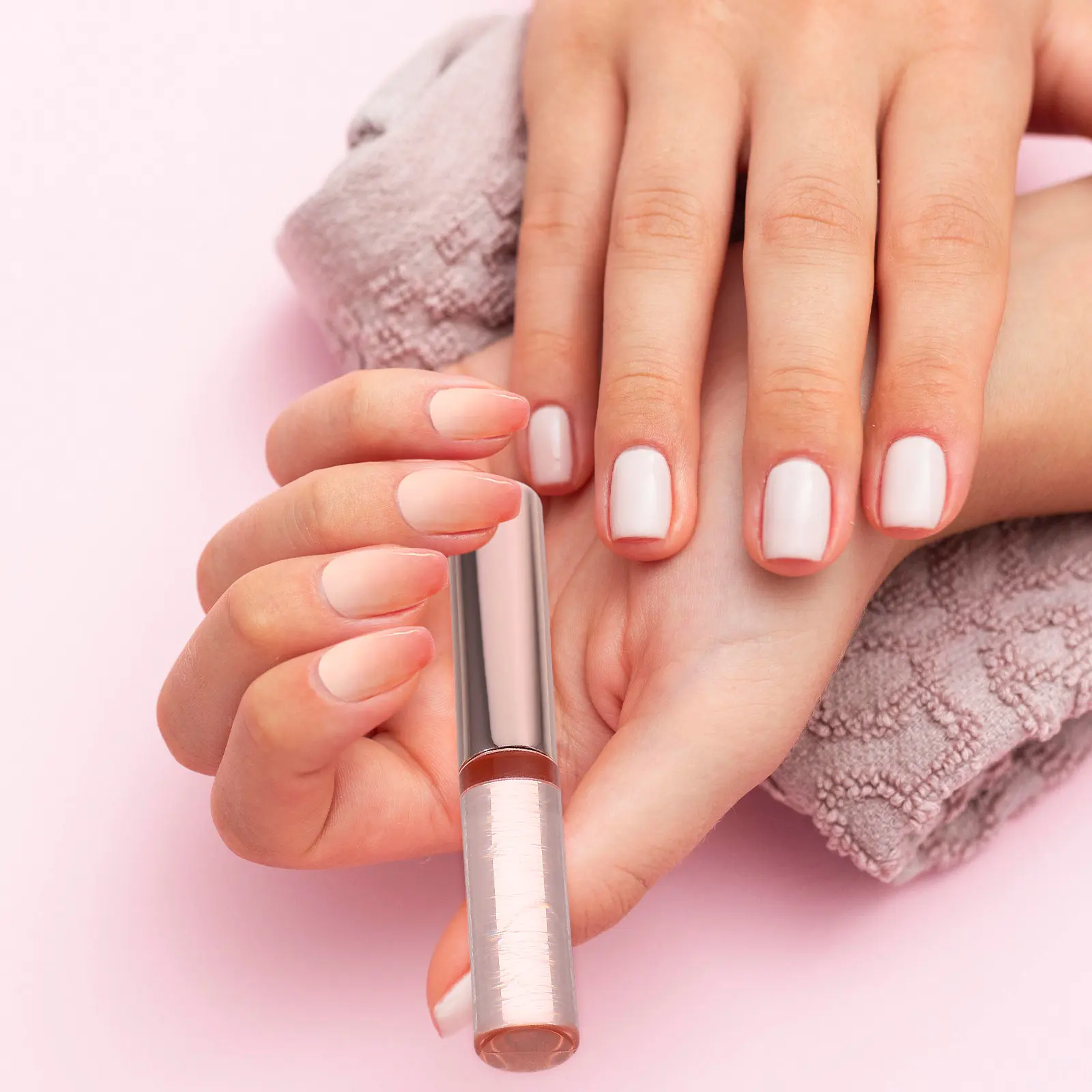 

Silicone Nail Art Tool for Powder Application Gradient Blending and Stamping Multi-Functional Reusable Nail Brush Portable