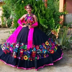 Black Princess Quinceanera Dresses Ball Gown Halter Two Pieces Embroidery Sweet 16 Dresses 15 Años Mexican Customized