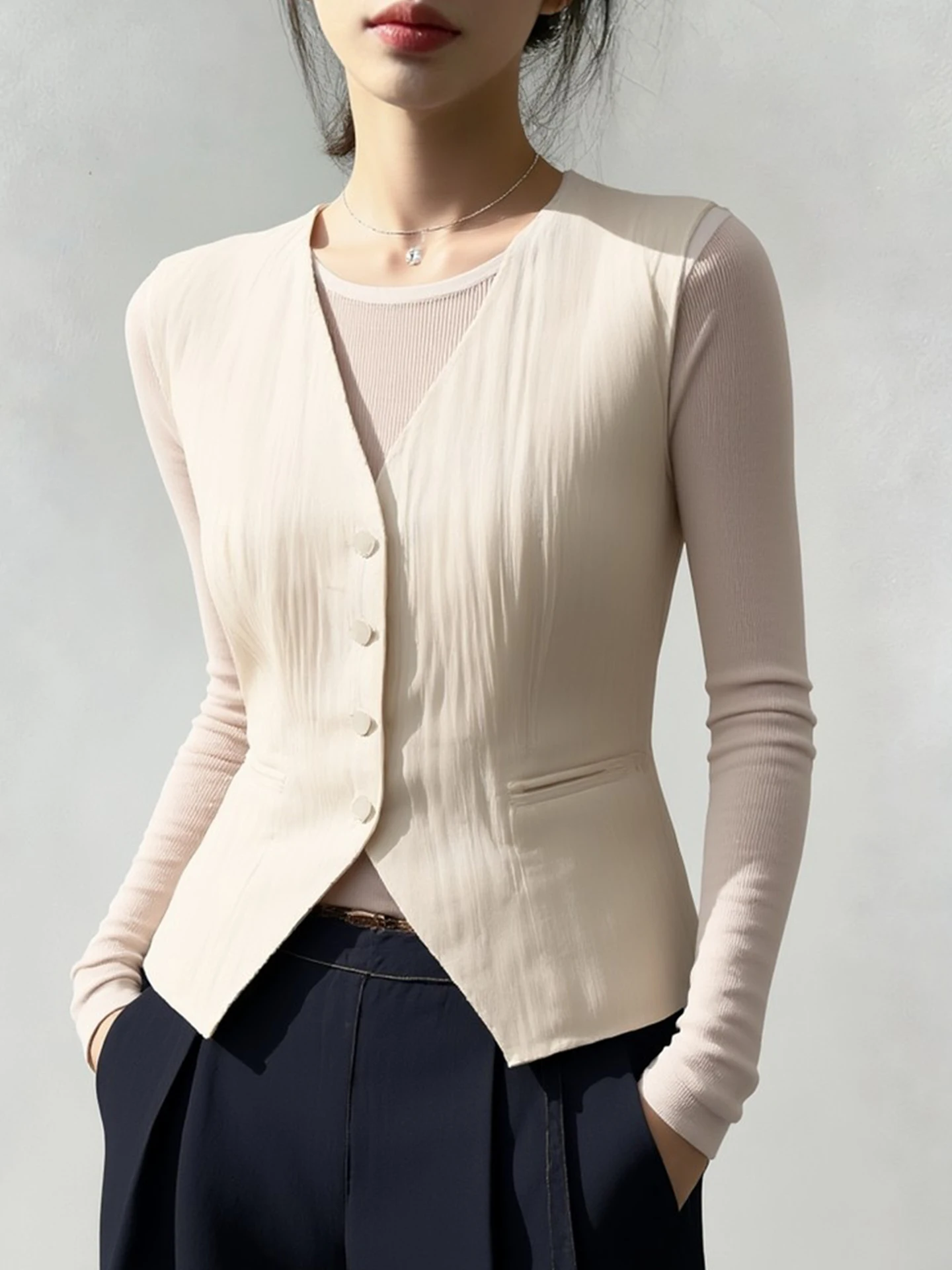 

Модный весенний топ-жилет с V-образным вырезом, приятный к телу, в корейском стиле, из шелка, для повседневной носки