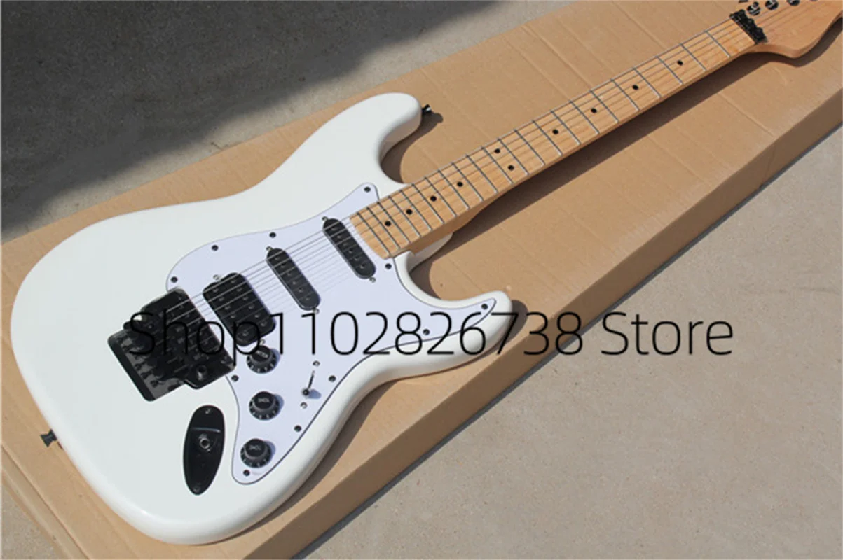 Classic Natural Electric Guitar Stra Guitar ASH Wood Body Tremolo Bridge Maple Neck 22 Frets Fixed Bridge Factory Custom