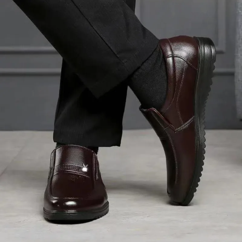 2024 Men Large Size High-quality Men Shoes Fashion Leather Shoes Men Loafers Business Casual Shoes Men Driving Shoes