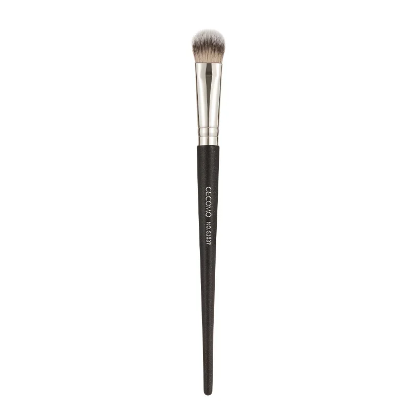 Brosse anti-cernes avec manche en bois, applicateur de crème anti-cernes pour le visage, brosse de maquillage pour contour du nez, outil de maquillage multi-usage, 1 pièces