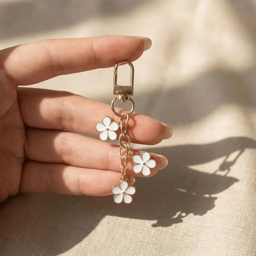 1/5/10/20/50/100pcs Gift for Her/Him: 12 Sets of White Flower Keychains, Party Favors, Organza Gift Bags with Thank-You Cards fo