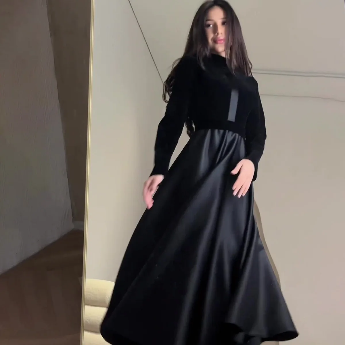 Velvet Slim Sexy Waist Dress for Women Casual Solid Long Sleeve Muslim Abayas Black Muslim Dresses Party Evening Vestidos New