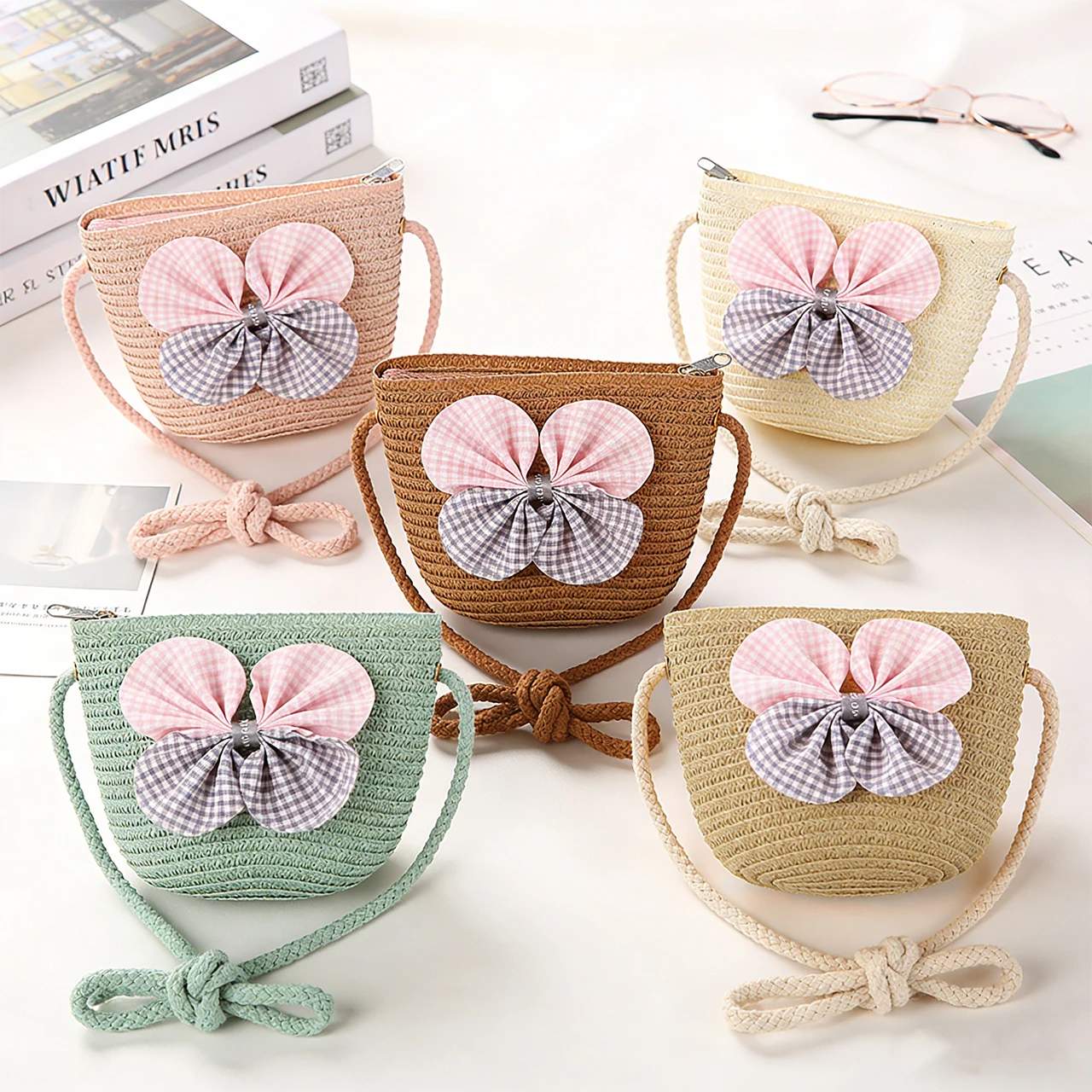 Straw Woven Shoulder Bags For Children Beach Handbags Sweet Bow Crossbody Bag Outdoor Travel Children Wallets Small Moneybags