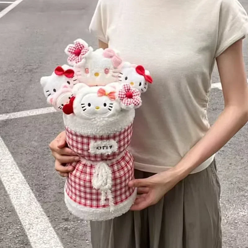 Dolce Hello Kitty Anime Bella bambola Bouquet di fiori Ragazza Cuore Simpatico cartone animato Kawaii Ins Peluche Regali di compleanno per ragazze