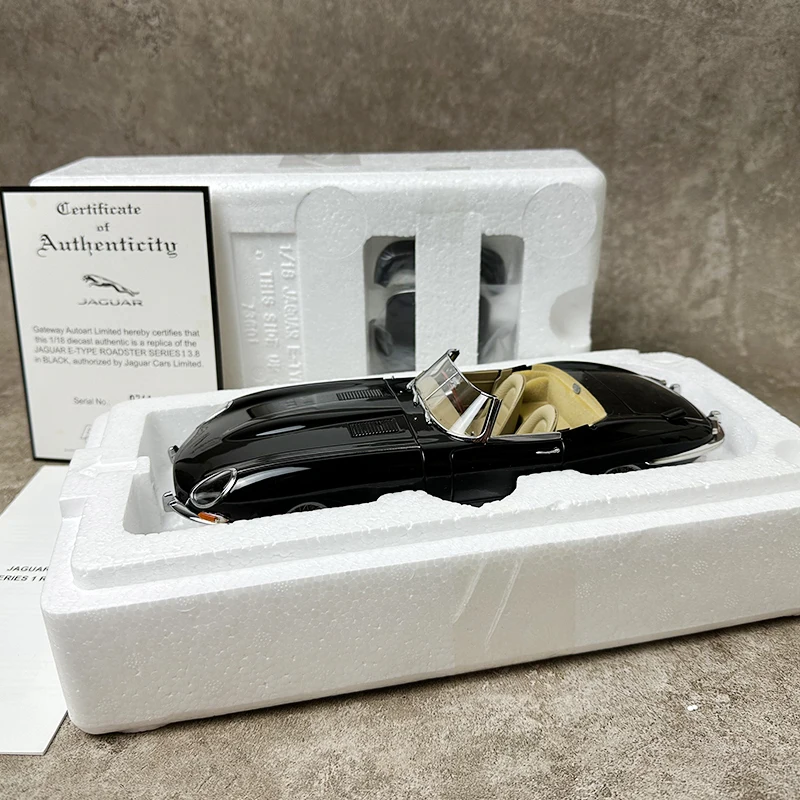 AUTOART 1:18 FOR Jaguar E-type Roadster Classic car model Car model metal Send to a friend Holiday gift