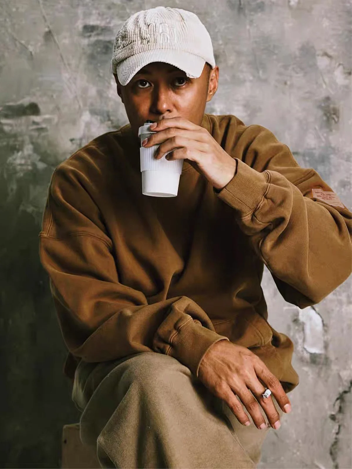 

Madn Mdns Retro Waed Japanese Sle round Ne Sweatirt Men's Loose Fit Comfortable Casual Crew Ne Pullover Hoodie