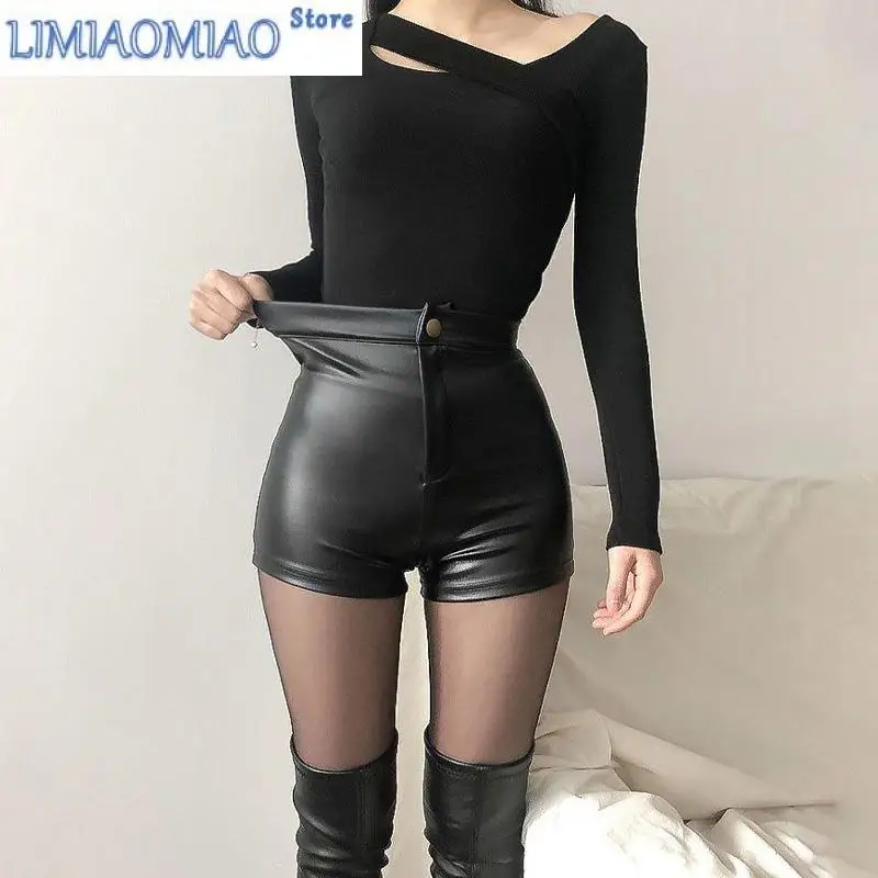 Neue sexy schwarze pu Mode lässig Sommer Shorts Frauen Kleidung Kunstleder Goth hoch taillierte Damen Shorts heiße Frau kurze Hosen