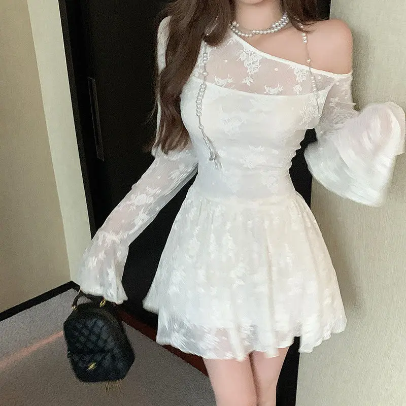 French Slanted Neck Lace Gentle Splicing Dress With A New Temperament Long-sleeved Short Skirt Waist Skirt