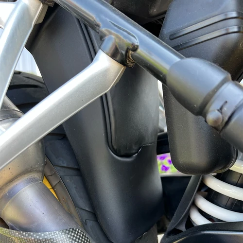 Imagen 2 del producto Para BMW R1200GS R1250GS R 1200 1250 GS LC Adventure 2013-2023 guardabarros interior de rueda trasera extensión protector contra salpicaduras