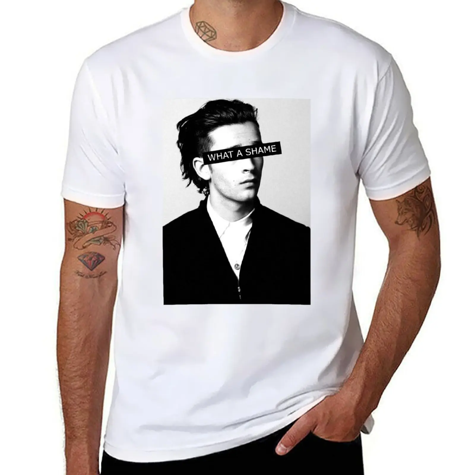 WHAT A SHAME - Matty Healy of The 1975 T-Shirt Independence Day Short Sleeve T-Shirt