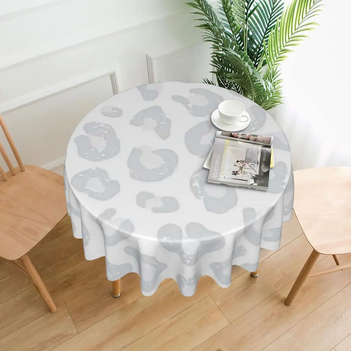 Leopard Print Silver Gray And White Waterproof Round Tablecloth Oilproof Table Cloth for Kitchen Events Dining Table Cover