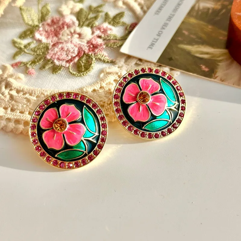 

New Retro Stud Earrings Handmade Painted Color Oil Drop Enamel Vintage Style Garnet Rhinestone Paved Cute Sweet Flower Earrings