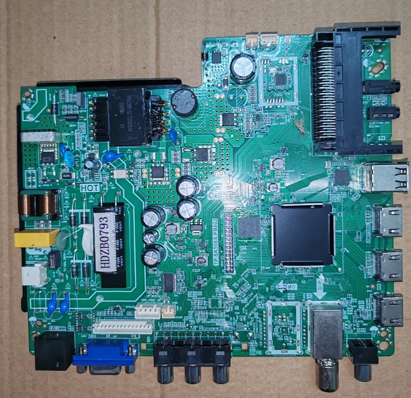 TP.SK508S.PB802  WiFi network 4-core three in one TV motherboard test physical photos of 2specifications