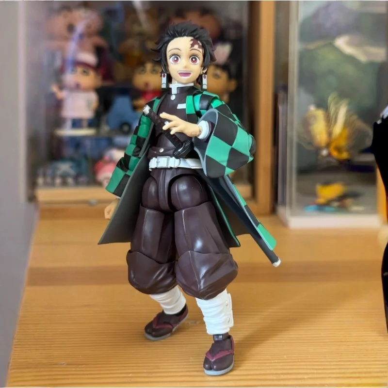 

Bandai SH.Figuarts Demon Slaye Tanjiro Kamado Model Kit In Stock Anime Action Fighter Finished Model Toy Gift