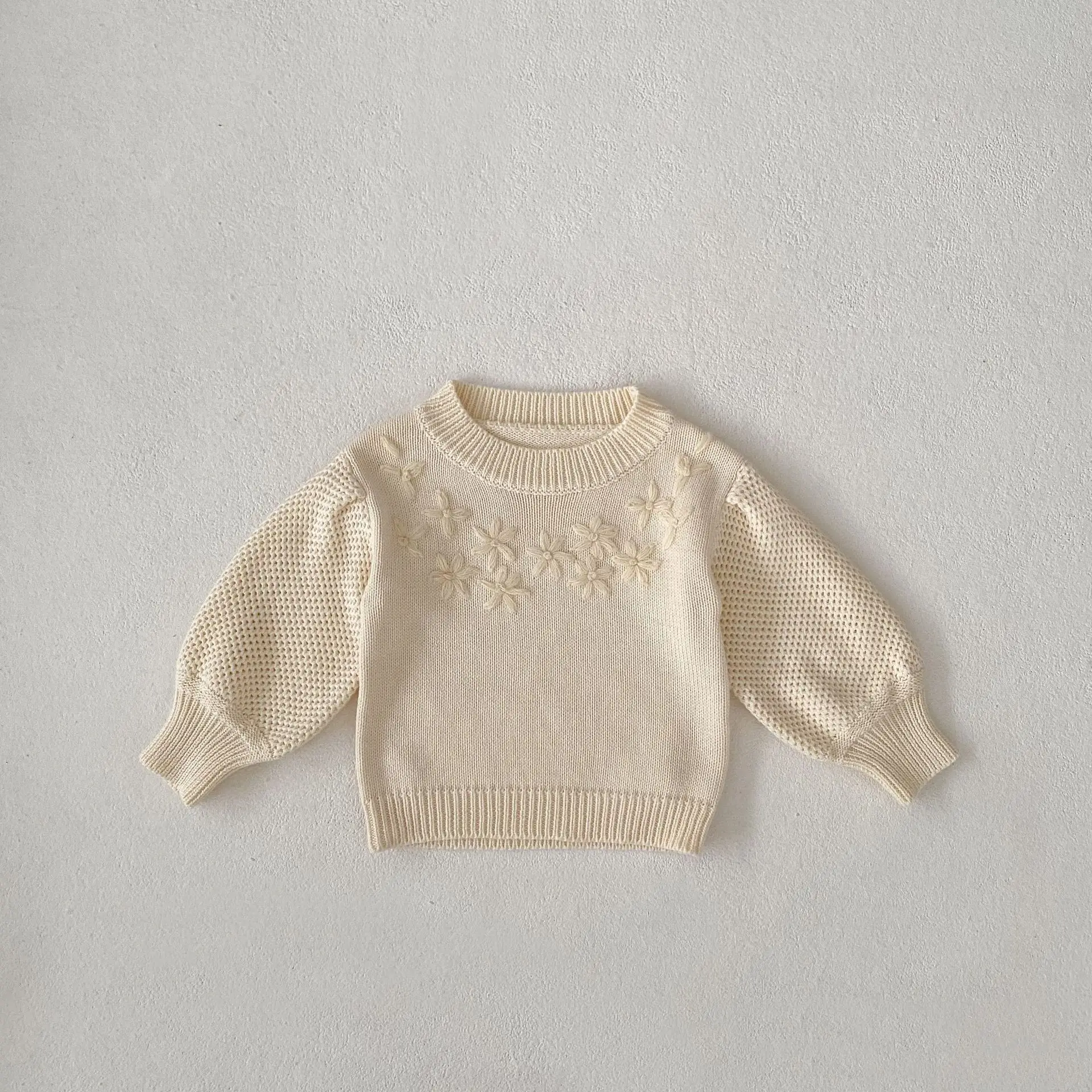 

2024 New Autumn Solid Baby Sweaters Boy Girl Handmade Embroidery Flower Long Sleeve Pullover Shirt Children Warm Cotton Sweater