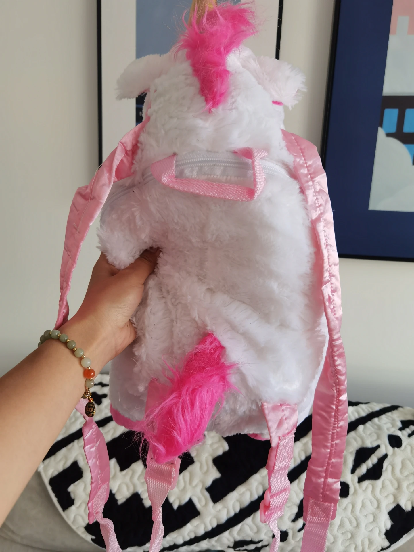 Universal Studios' Original Cute White Unicorn Plush Backpack, A Perfect Birthday Gift And Souvenir For Girls