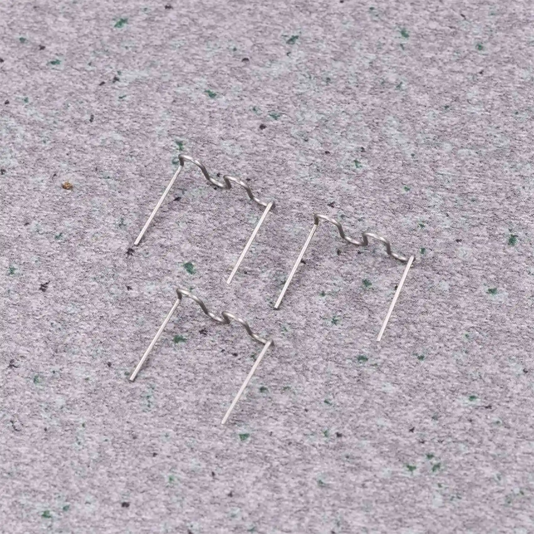 

TFORU-2500 шт. Сварочные стержни для горячего степлера, аппарат для ремонта пластика, горячий степлер для ремонта автомобильных бамперов, предварительно гофрированные скобы 0,6 мм