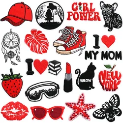 Embroidered Patches Iron On Patch Sewing on Clothes Stickers Red Strawberry Embroidery Fusible Applique Badge Decoration Stripes