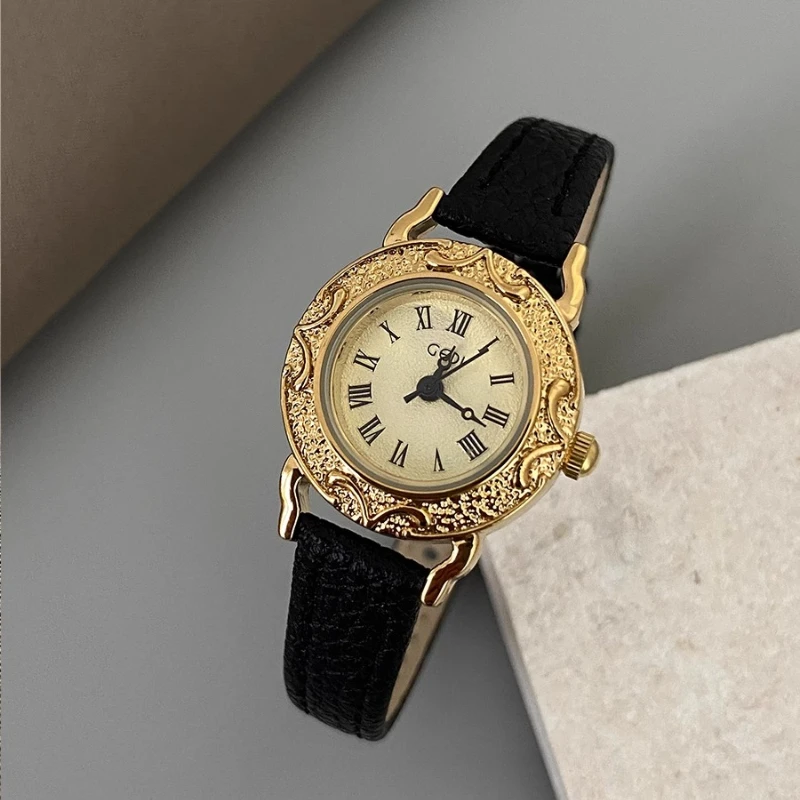 

Винтажные женские часы с золотым гравировкой безеля, римские цифры, кварцевые часы, элегантные женские наручные часы из кожи