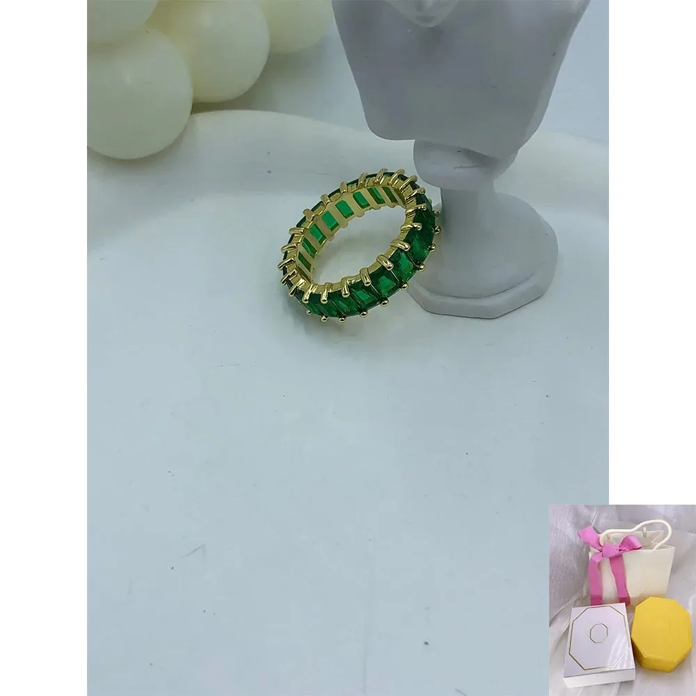 

New fashion hot selling Matrix rectangular cut green ring with gold plating romantic holiday gift