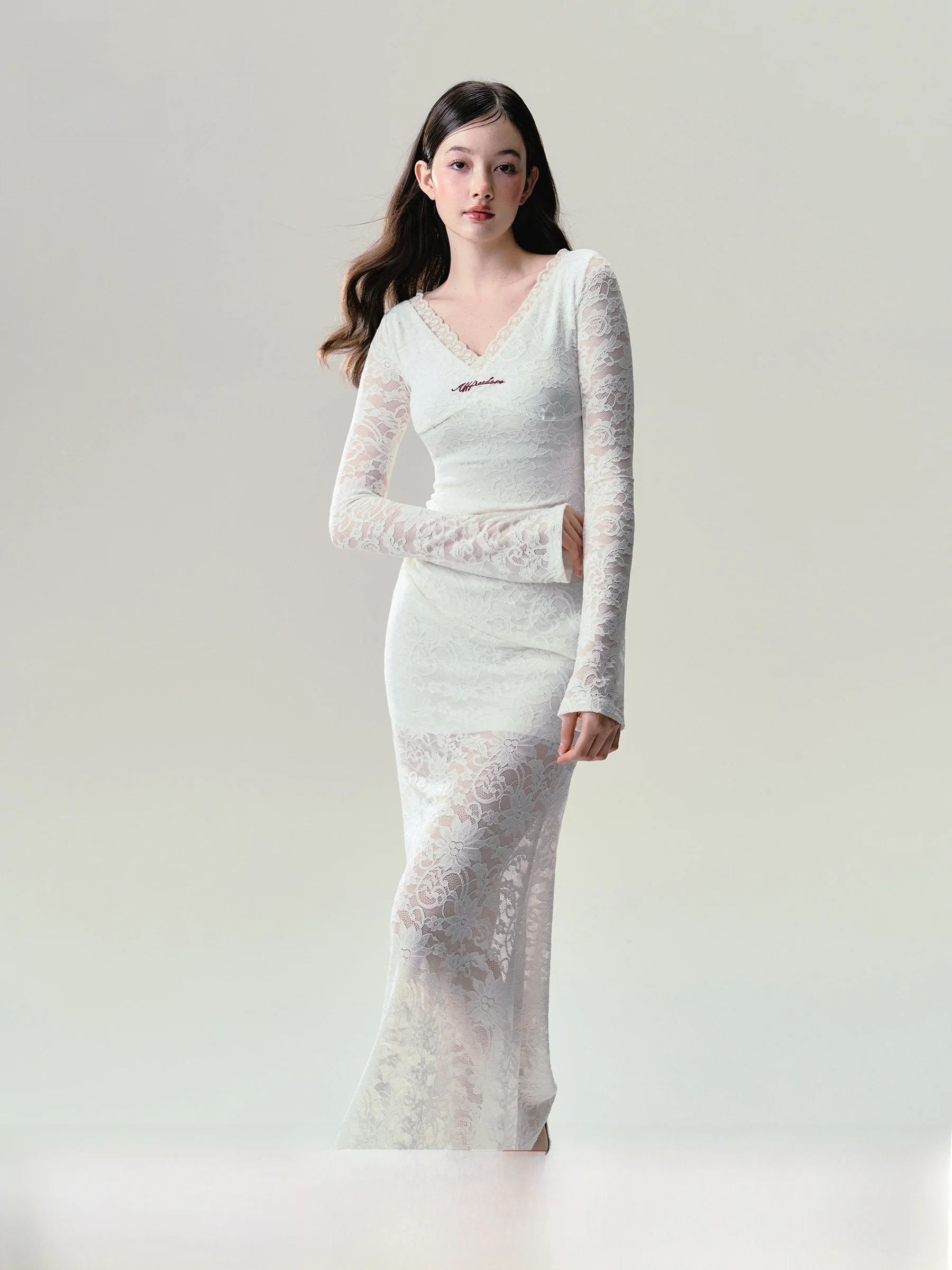 

FFREEDOM Original Heavy Embroidery White Lace Dr Women Sexy V-ne Bodycon Mermaid Long Skirt Polyester Fiber Long Sve