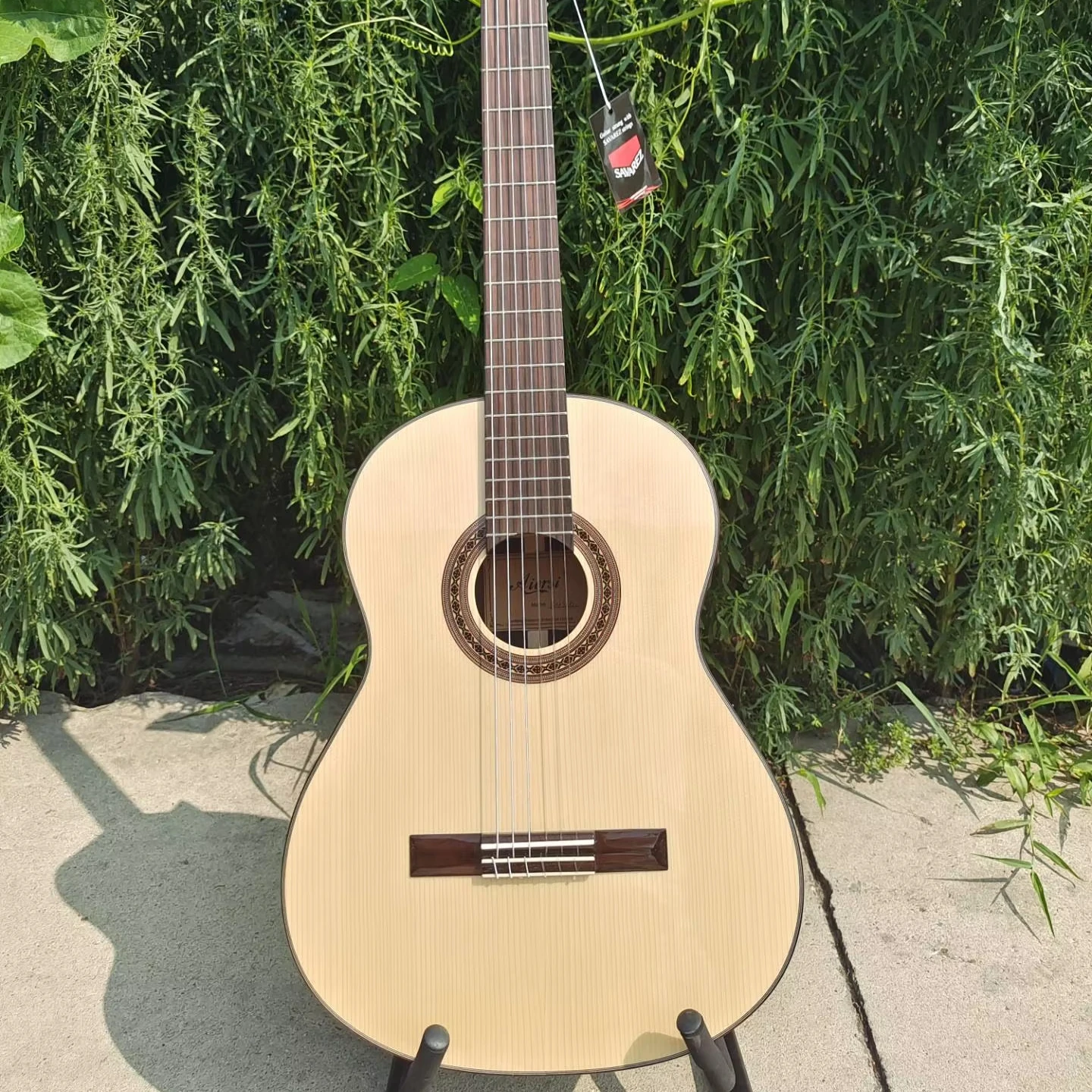 Aiersi Brand Solid Top Santos Wood Spanish Classical Guitar with Imported Solid Swiss Spruce Top Laminated Santos Back
