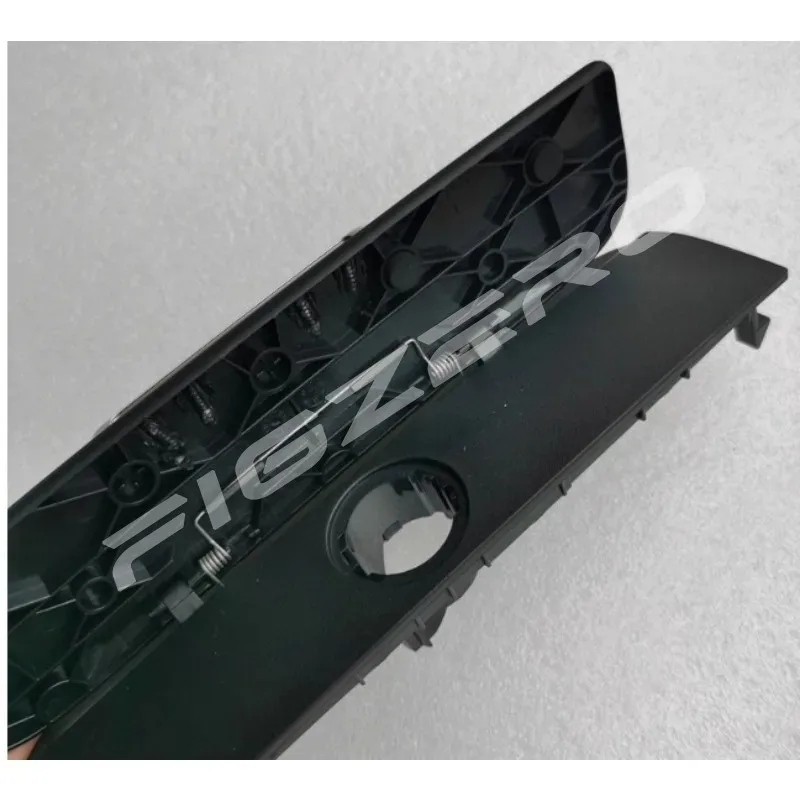 7P6863761HVAL 7P6863761VAL Cigarette Lighter Baffle Armrest Box Rear Lighters Covers Panel Power Socket Cover for VW Touareg