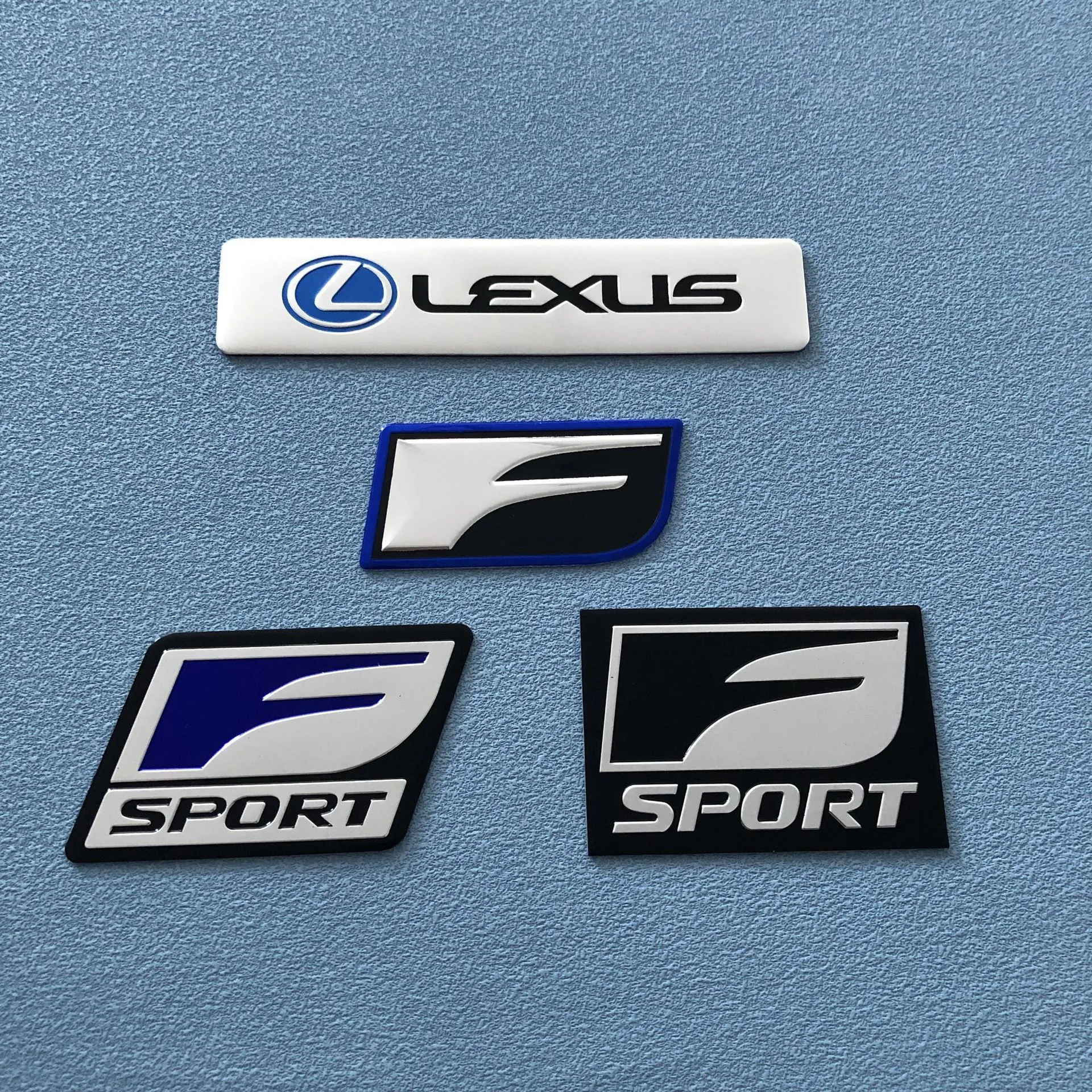 

Car Sticker Car Lexus Logo Sticker 3D Metal Car Body Trunk Decal For Lexus Fsport IS250 ES300h Ct200h RX400h NX GS350 LS600h IS3