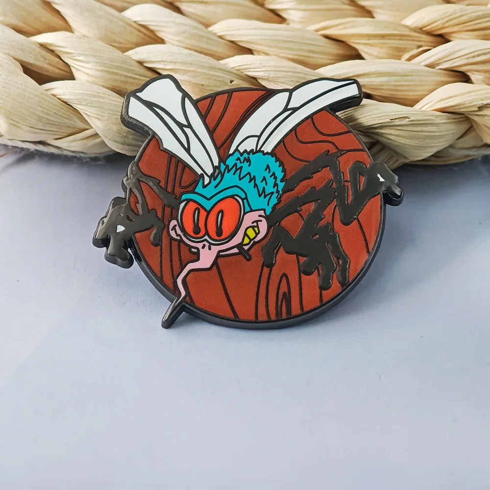 AC Fly On The Wall Emaille-Pins Vintage Hard-Rock-Band-Logo Broschen Lustige Fliegen-Mücken-Abzeichen Rucksack-Anstecknadel Fangeschenk – Detail 4