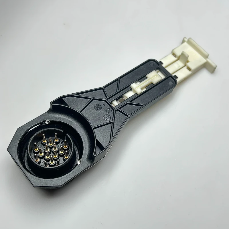 5 Series Transmission Computer Module Plug Connector 09330705