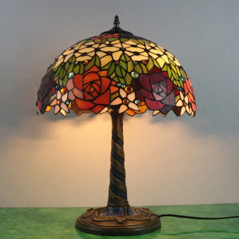 Króliczek Tiffany szklana lampa stołowa LED kreatywny Retro Dragonfly lampka na biurko modna dekoracja do domu salon sypialnia nocna