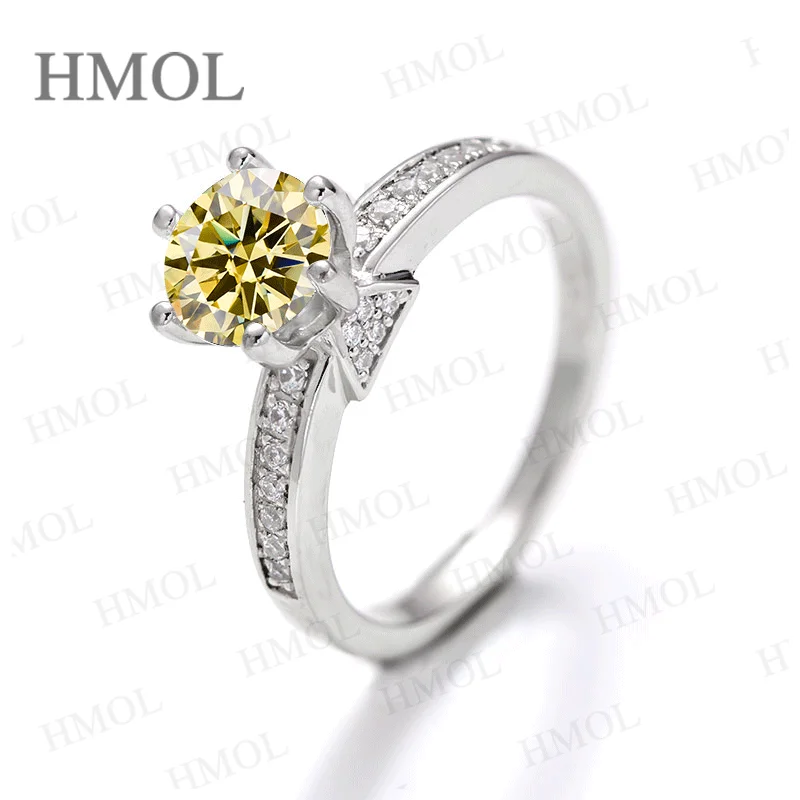 

Certified Moissanite Round Cut VVS1 Wedding Ring 925 Silver Engagement Ring with Sparkling Diamond Quality